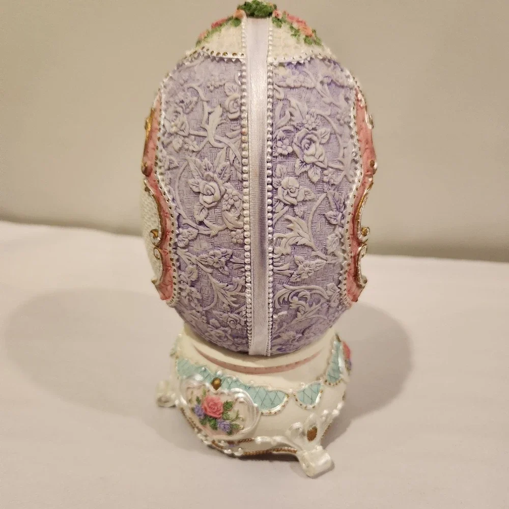 Vintage Victorian Butterfly Lavender Pedestal Egg Music Box  8in.